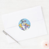 Cute Animals Building a Snowman for Kerstmis Ronde Sticker (Envelop)