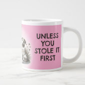 Cute animals eating cookies sharing stealing moral grote koffiekop (Rechts)