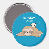 Cute animated sloth with panda beer magnet (Voorkant / Achterkant)
