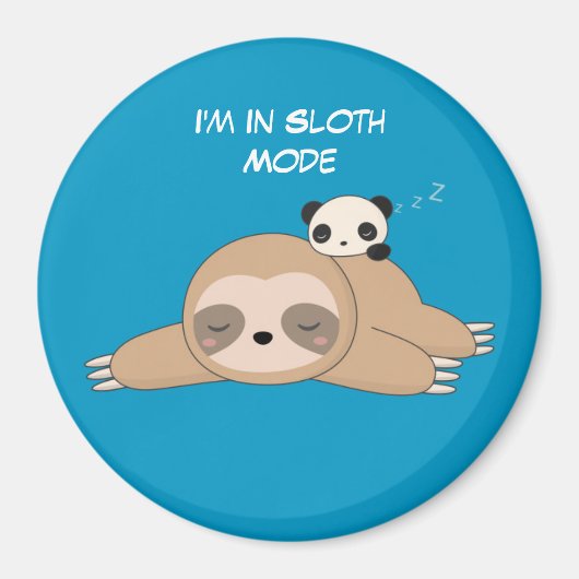 Cute animated sloth with panda beer magnet (Voorkant)