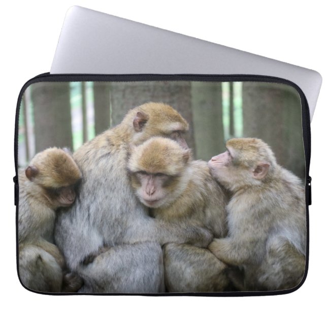 Cute Ape Family Group Hug Photography Laptop Sleeve (Voorkant)