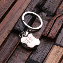 Cute Apple Shaped Classic Monogram Steel Sleutelha