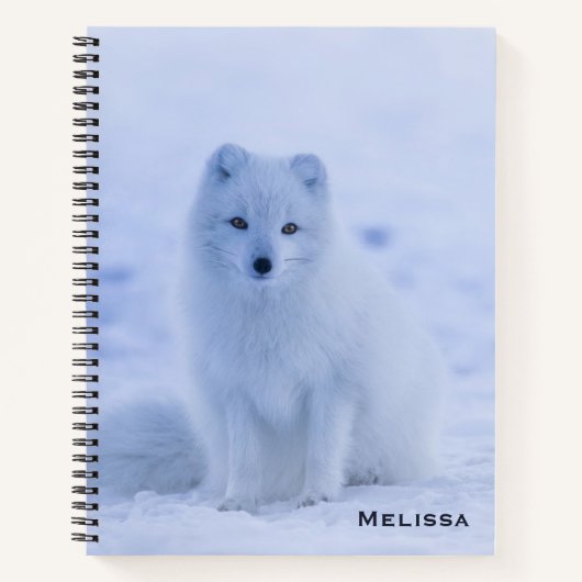 Cute Arctic Fox op Snowy Winter Background Notitieboek (Voorkant)
