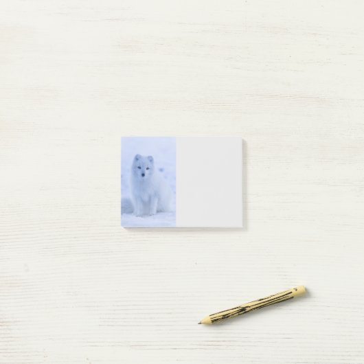 Cute Arctic Fox op Snowy Winter Background Post-it® Notes (Op bureau)
