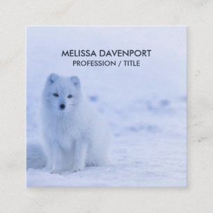 Cute Arctic Fox op Snowy Winter Background Vierkante Visitekaartje