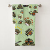 Cute Army Beer Pattern Bad Handdoek (Insitu)