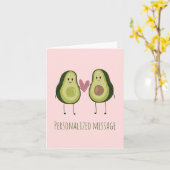 Cute Avocado Couple met Pastel Background Kaart (Gele Bloem)