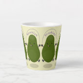 Cute avocado spring cartoon illustratie latte mok (Voorkant)