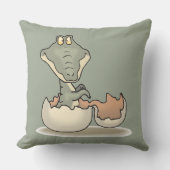 Cute Baby Alligator Cartoon Hatching uit Eggshell Kussen (Voorkant)