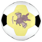 Cute baby bat vliegende cartoon illustratie voetbal (Gedraaid)