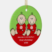 Cute Baby Boy Twin's First Kerstversiering Keramisch Ornament (Rechts)