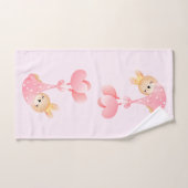 Cute Baby Bunny in een hartenbak Bad Handdoek (Handdoek)