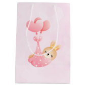 Cute Baby Bunny in een hartenbak Medium Cadeauzakje (Achterkant)
