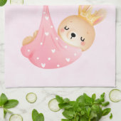 Cute Baby Bunny in een hartenbak Theedoek (Gevouwen)
