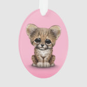 Cute Baby Cheetah Cub op Roze Ornament (achterkant)
