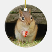 Cute Baby Chipmunk met aardbei Keramisch Ornament (Achterkant)