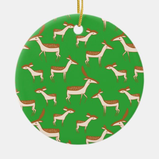 Cute Baby Deer and Family on Light Green Keramisch Ornament (Voorkant)