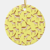 Cute Baby Deer and Family on Pastel Yellow Keramisch Ornament (Voorkant)