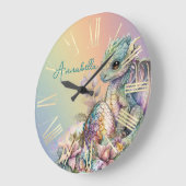 Cute Baby Dragon Egg op regenboog Grote Klok (Hoek)