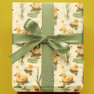 Cute Baby Eenden op een Vijver Cadeaupapier