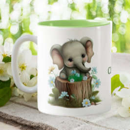 Cute Baby Elephant Blue Flowers, gepersonaliseerd Tweekleurige Koffiemok