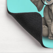 Cute Baby Elephant Dj met hoofdtelefoon en glas Muismat (Hoek)