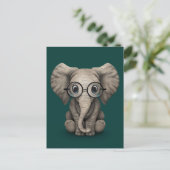 Cute Baby Elephant met leesbril Blauwgroen Briefkaart (Staand voorkant)