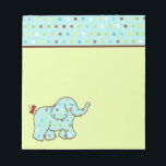 Cute Baby Elephant Notitieblok Gift<br><div class="desc">Een schattige baby olifant versiert dit notitieblok. Het ontwerp komt uit de oorspronkelijke kunst.</div>