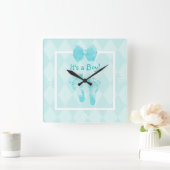 Cute Baby Footprint Birth Notice Vierkante Klok (Huis)