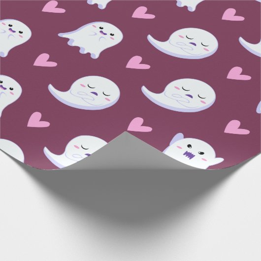 Cute Baby Ghost & Roze Heart Pattern Spooky Funny Cadeaupapier (Hoek)