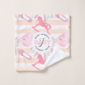 Cute Baby Girl Monogrammed Pattern Bad Handdoek (Wasdoekje)