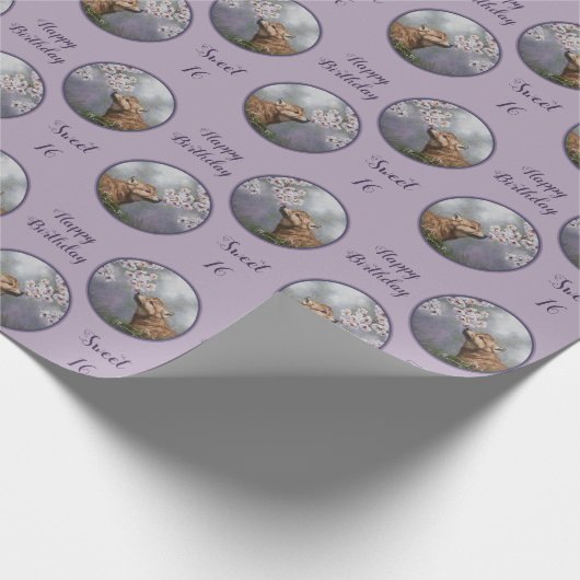 Cute Baby Gray Wolf Pup and Flowers Cadeaupapier (Hoek)