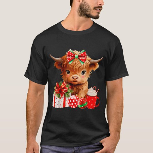 Cute Baby Highland Cow Merry Christmas Farmer Cow  T-shirt (Voorkant)