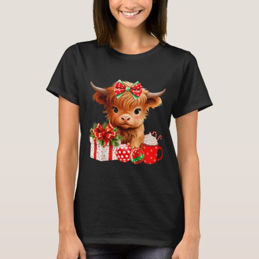 Cute Baby Highland Cow Merry Christmas Farmer Cow  T-shirt (Voorkant)