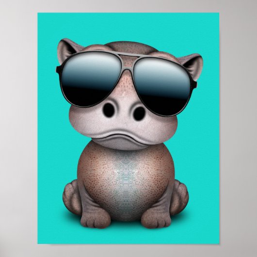 Cute Baby Hippo die zonnebrillen draagt Poster (Voorkant)