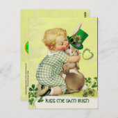 CUTE BABY HUGGING RABBIT Irish St. Patrick's Day Briefkaart (Voorkant / Achterkant)
