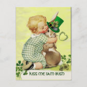 CUTE BABY HUGGING RABBIT Irish St. Patrick's Day Briefkaart (Voorkant)