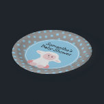 Cute Baby Lamb met Polka Dots Baby shower Papieren Bordje<br><div class="desc">Dit schattige lammetje met blauwe stippen en een grijze achtergrond maakt een mooie keuze voor een baby shower. U kunt de grijze achtergrond bewerken naar een andere kleur (wit ziet er dus ook mooi uit) door de knop "aanpassen" te selecteren en een andere achtergrondkleur te kiezen. Bijpassende baby douche uitnodigingen...</div>