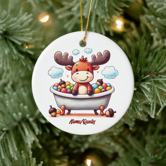 Cute Baby Moose Bath Time Cartoon Illustration Keramisch Ornament (Boom)