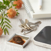 Cute Baby Orangutan Sleutelhanger (Zijkant)