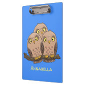 Cute baby owl trio cartoon illustratie klembord (Links)