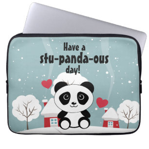 Cute Baby panda in Winter Sneeuwgrijs Laptop Sleeve