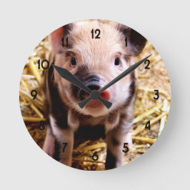 Cute Baby Pig Ronde Klok