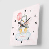 Cute Baby pinguin on a Cloud Vierkante Klok (Hoek)