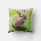 Cute baby rabbit in een bloemwei kussen (Achterkant)