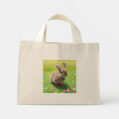 Cute baby rabbit in een bloemwei mini tote bag (Achterkant)