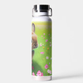 Cute baby rabbit in een bloemwei waterfles (Achterkant)