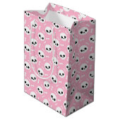 Cute Baby Roze Schedel & Botten Halloween Patroon Medium Cadeauzakje (Achterkant Gekanteld)