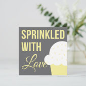 Cute Baby shower | Met liefde besproeid Kaart (Staand voorkant)