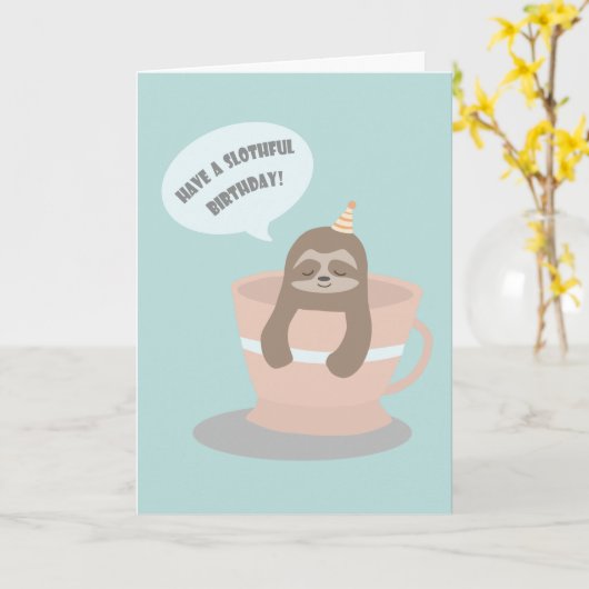 Cute Baby Sloth in Teacup Birthday Card Kaart (Gele Bloem)